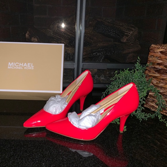 Michael Kors Pumps - Picture 1 of 6
